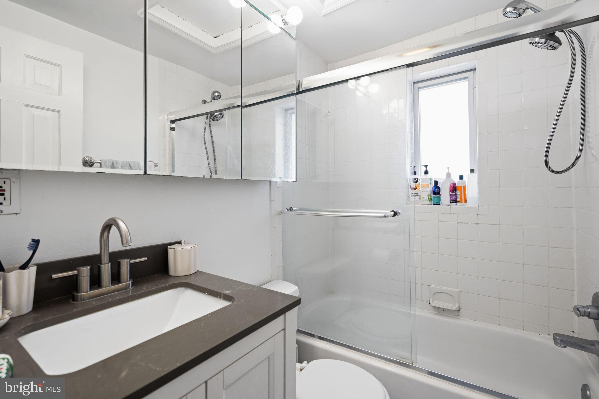 3267 Prospect Street Northwest Washington, DC 20007 - Photo 16 of 42 Bathroom