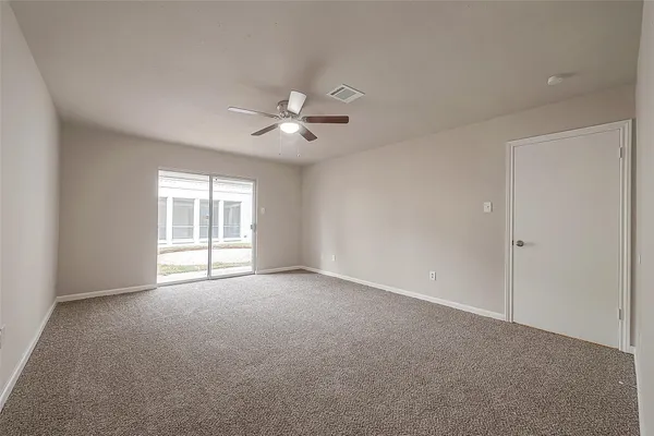 $2,395 | 10811 Villa Lea Lane, Houston, TX 77071