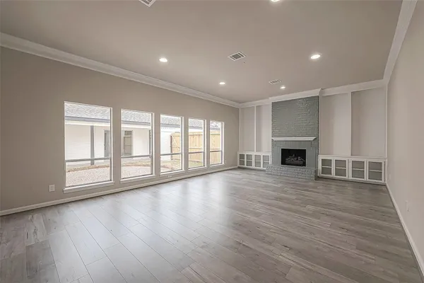 $2,395 | 10811 Villa Lea Lane, Houston, TX 77071