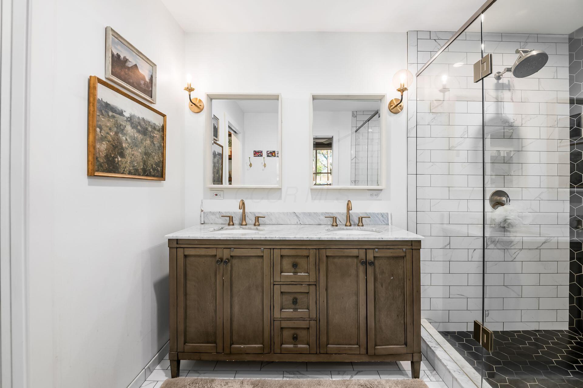 2470 Dorset Road Columbus, OH 43221 - Photo 21 of 52 Master double vanity