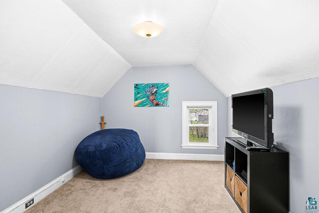 2312 East 8th Street Duluth, MN 55812 - Photo 30 of 44
