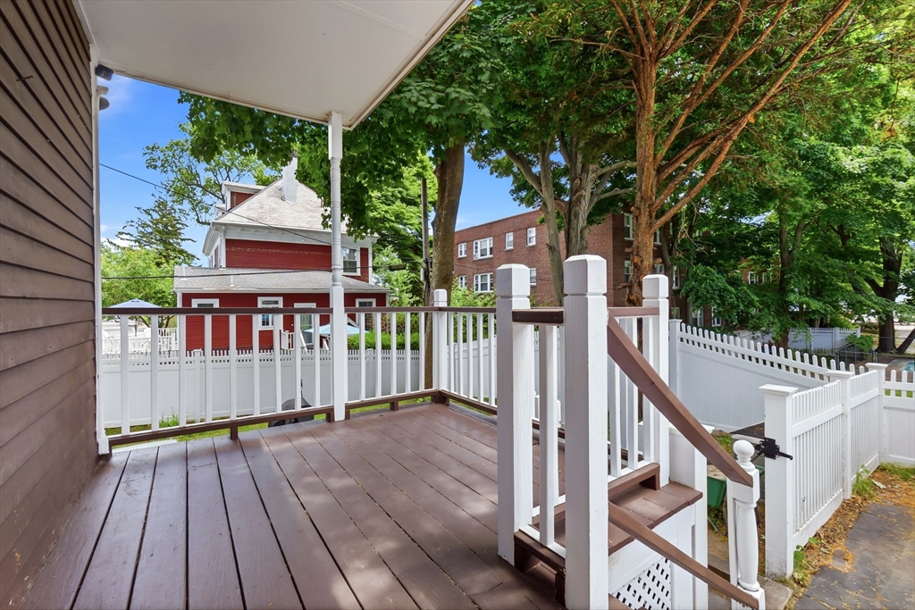 32 Ocean Street Beverly, MA 01915 - Photo 28 of 34