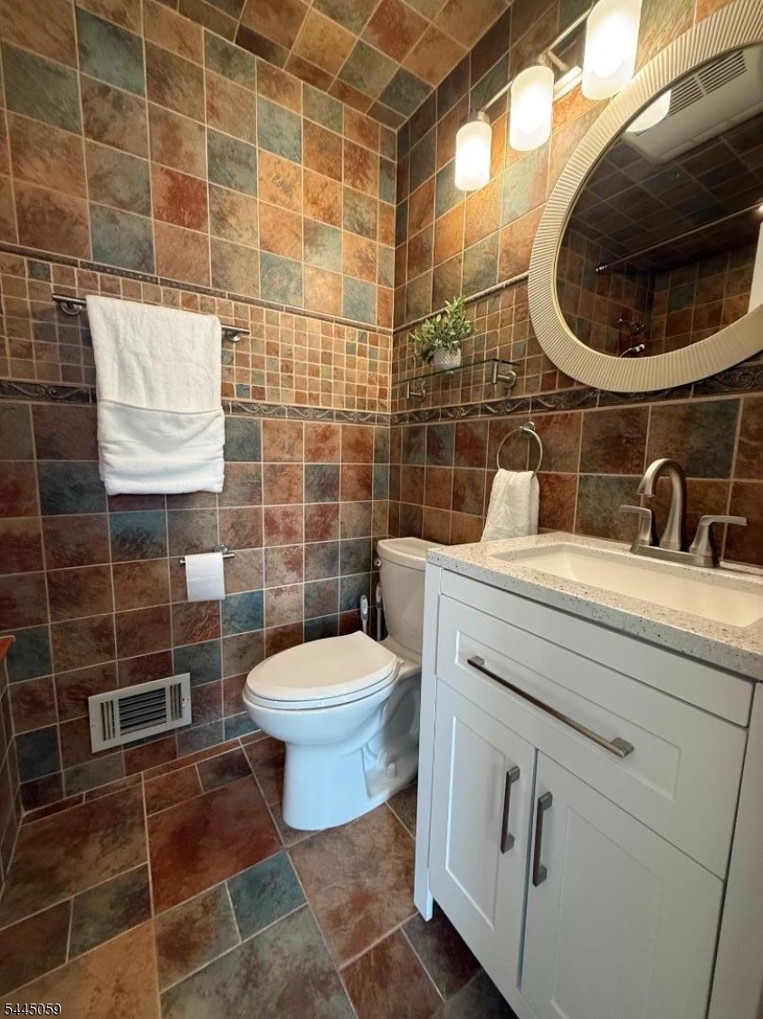 1602 Appleton Way Whippany, NJ 07981 - Photo 13 of 23