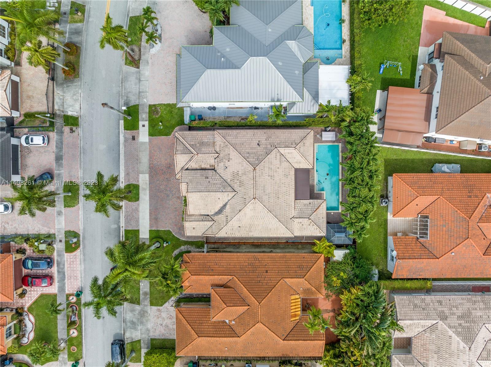 13151 Northwest 7th Street Miami, FL 33172 - Photo 48 of 48 an aerial view of a house with a yard and a fountain