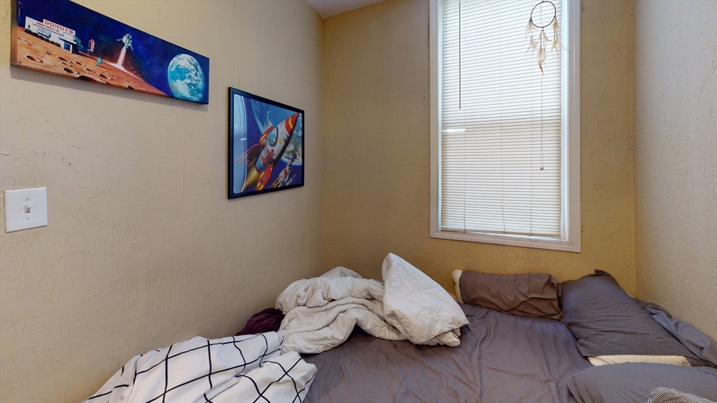 24 Maverick Street, Unit 1 Boston, MA 02128 - Photo 5 of 8