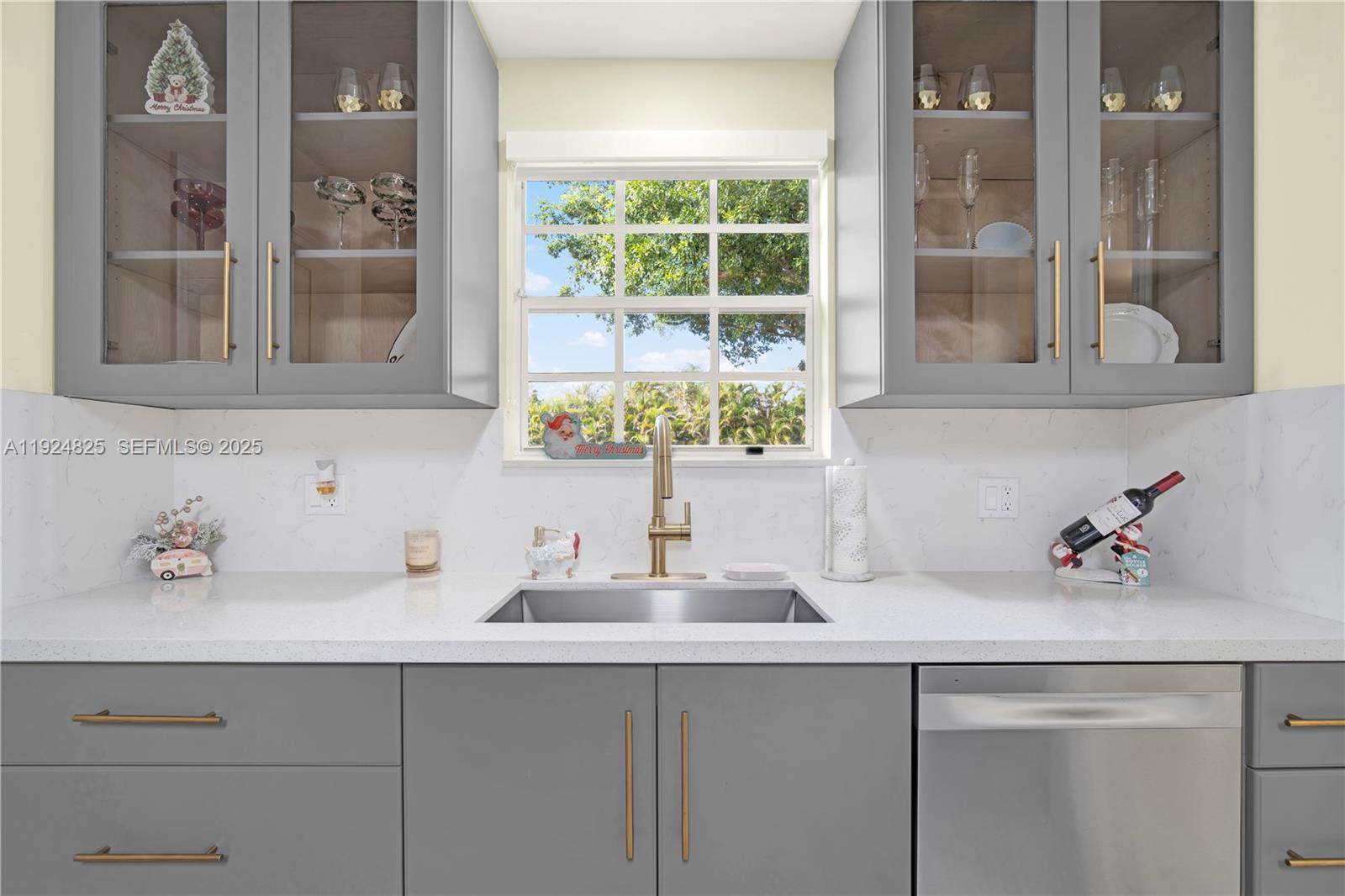 22820 Southwest 179th Place Miami, FL 33170 - Photo 29 of 56 a bathroom with a sink and a window