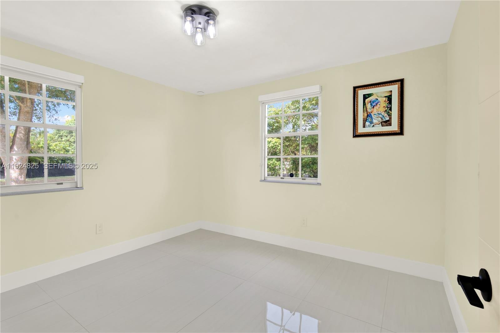 22820 Southwest 179th Place Miami, FL 33170 - Photo 37 of 56 an empty room with a window