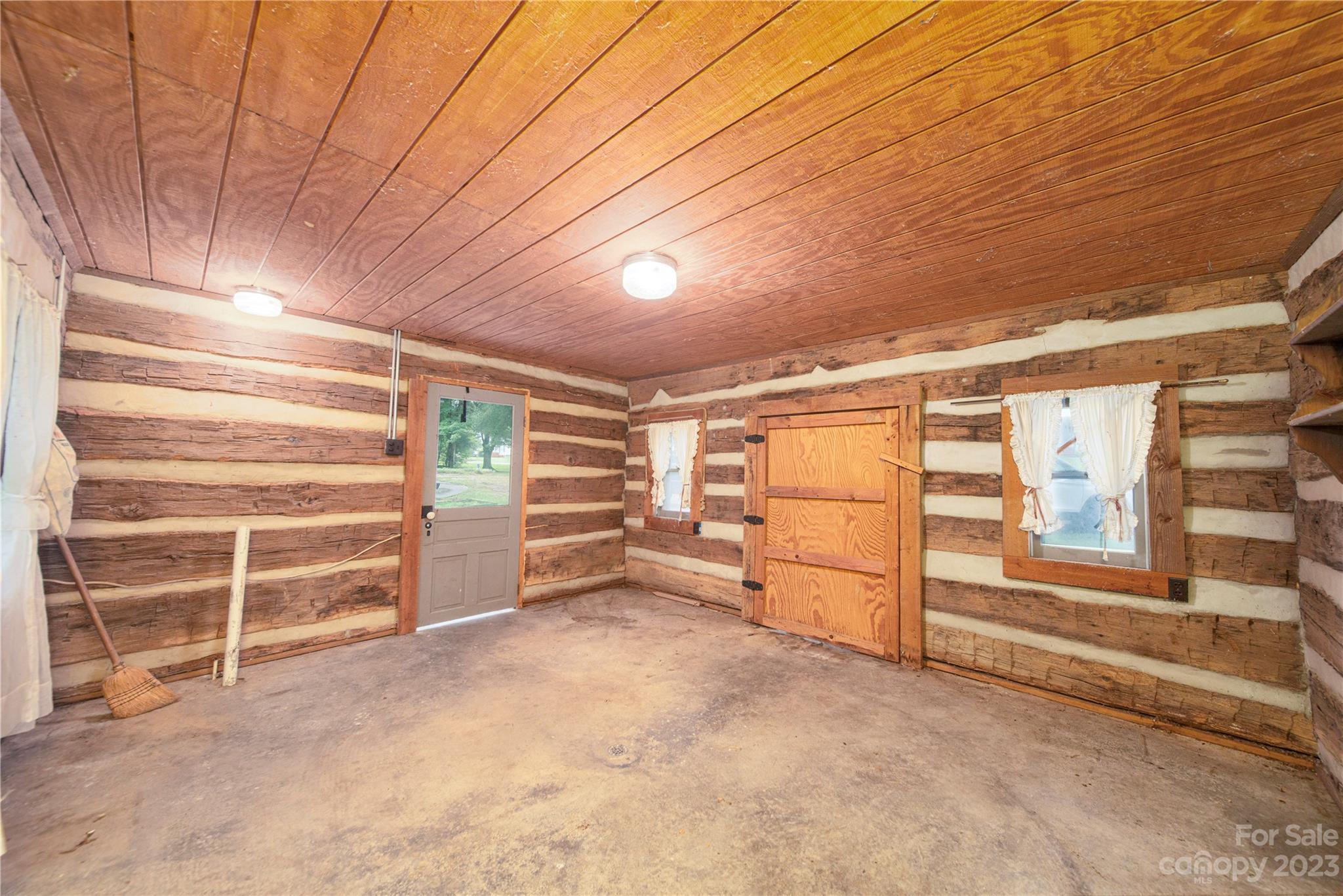 3980 Woodleaf Road Salisbury, NC 28147 - Photo 27 of 34 a view of an empty room with a window