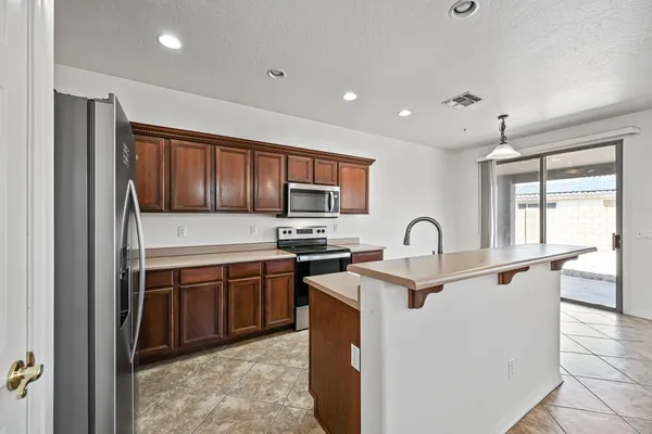 $2,450 | 3703 North 145th Drive, Goodyear, AZ 85395