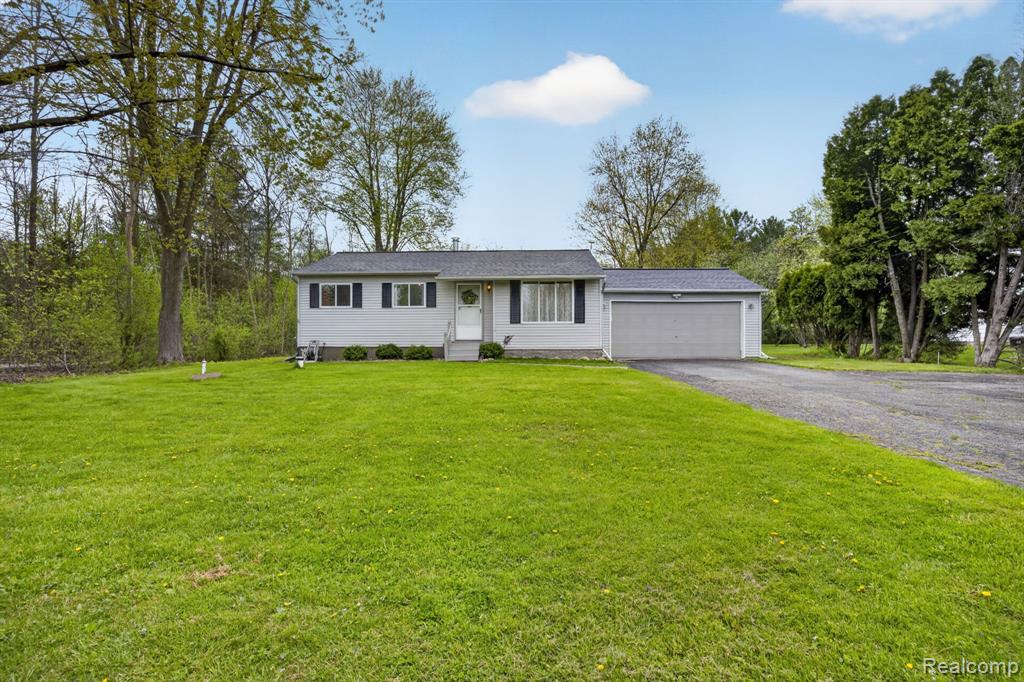 6401 North Webster Road Mount Morris, MI 48458 - Photo 6 of 59