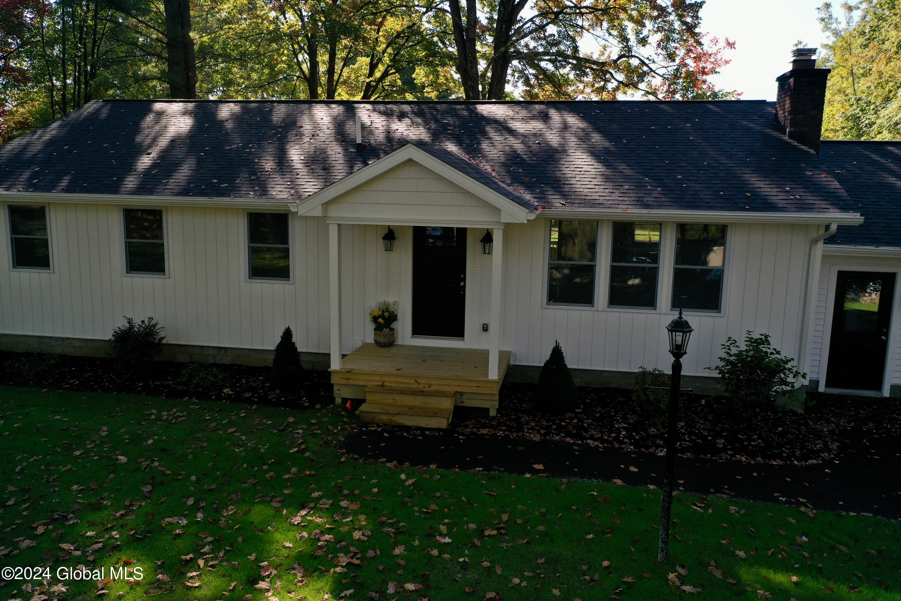 370 Leroux Road Middle Grove, NY 12850 - Photo 5 of 73 4