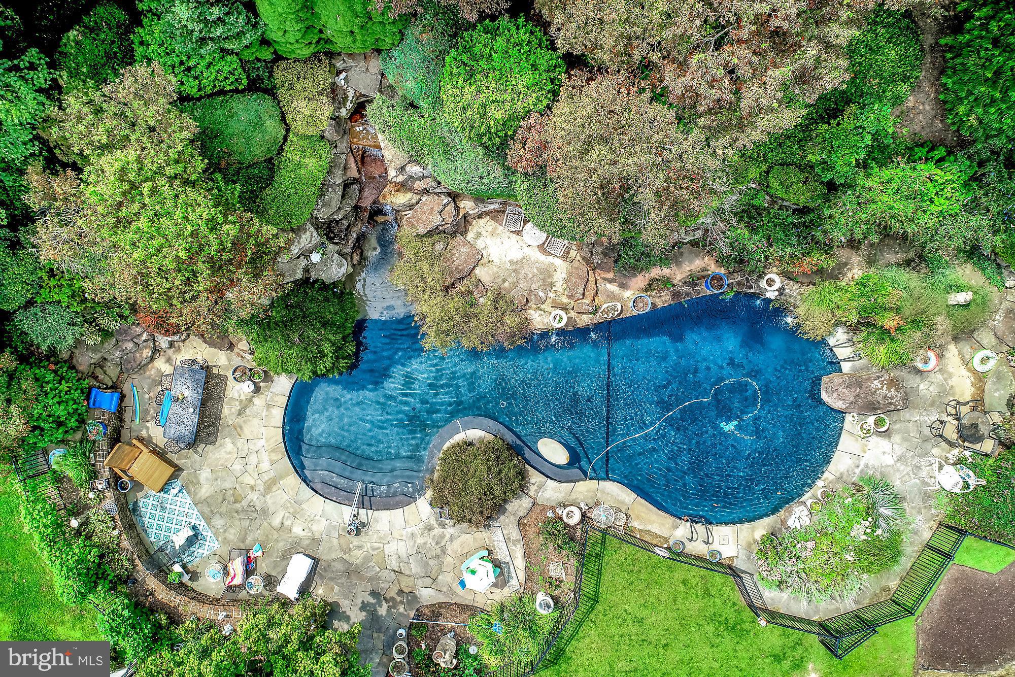 13224 Longnecker Road Glyndon, MD 21136 - Photo 13 of 58 Entertaining mecca