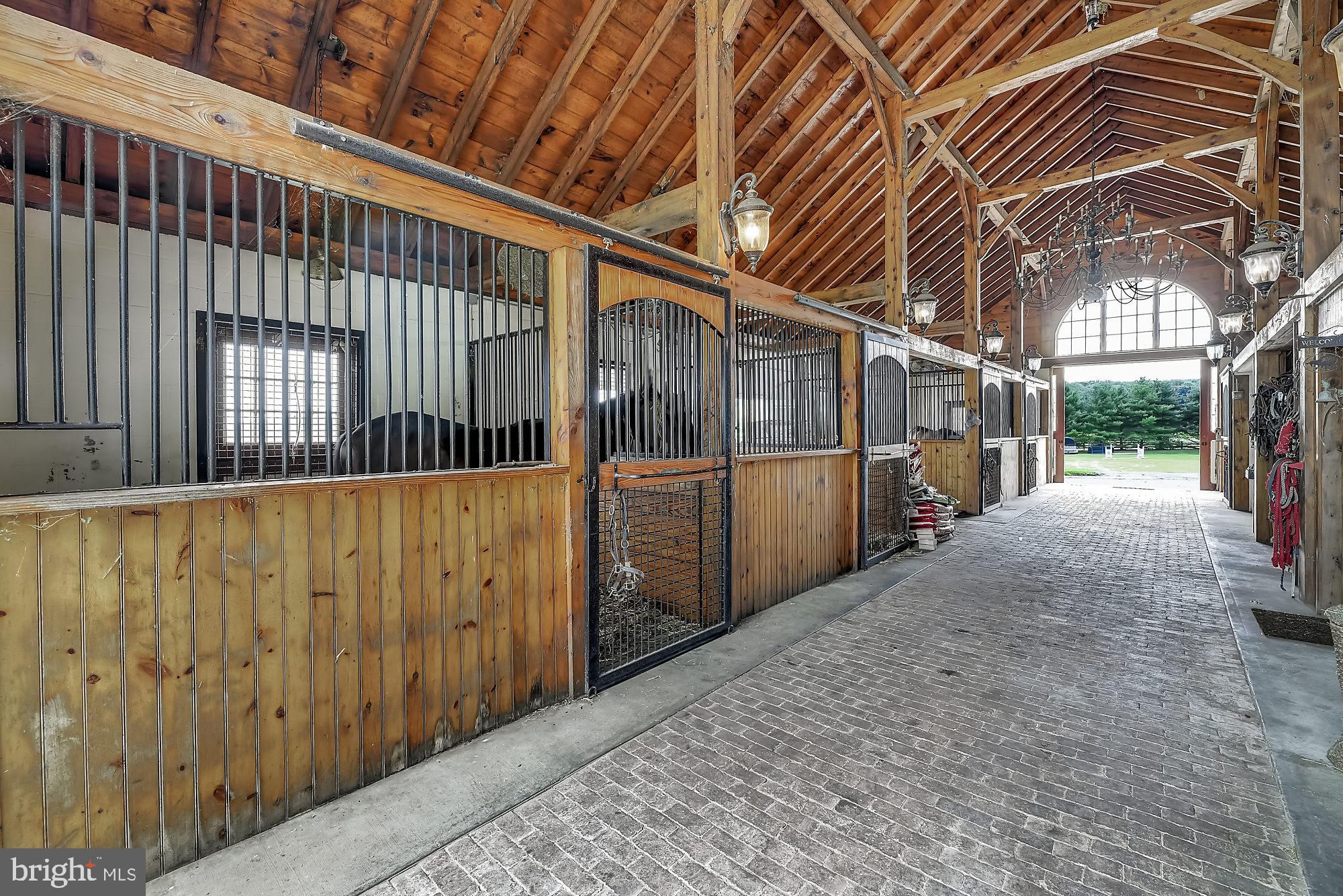 13224 Longnecker Road Glyndon, MD 21136 - Photo 15 of 58 Spectacular finishes