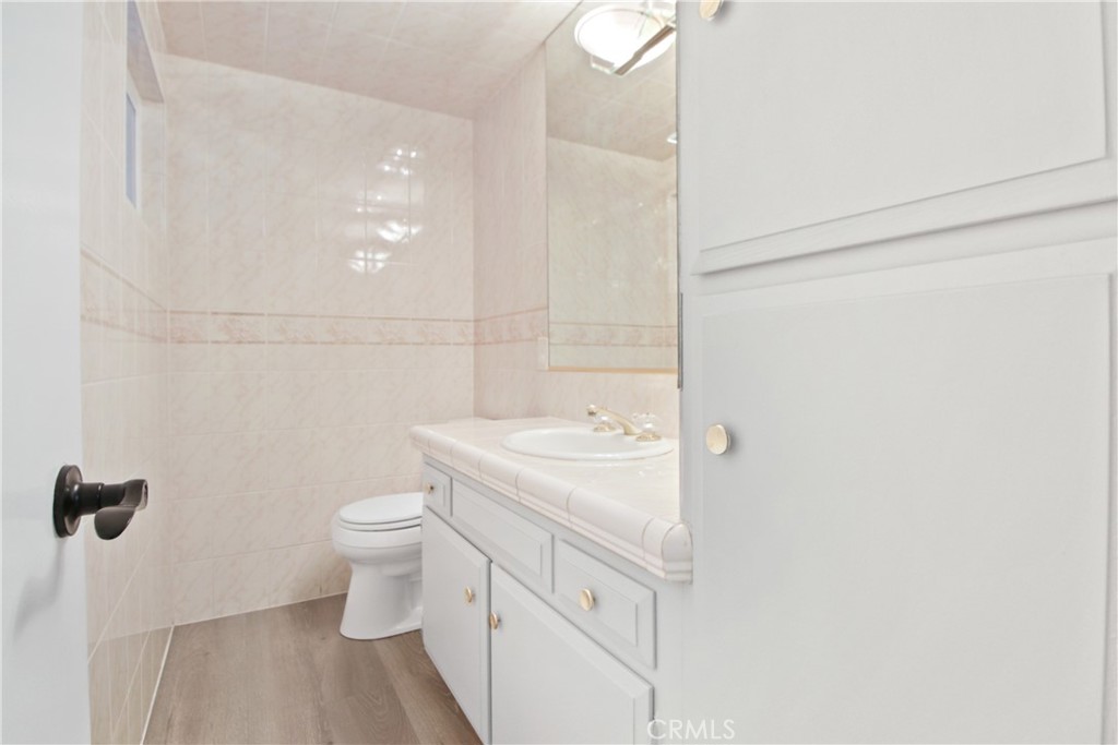 318 John Way San Pedro, CA 90732 - Photo 5 of 29 powder room off the family room