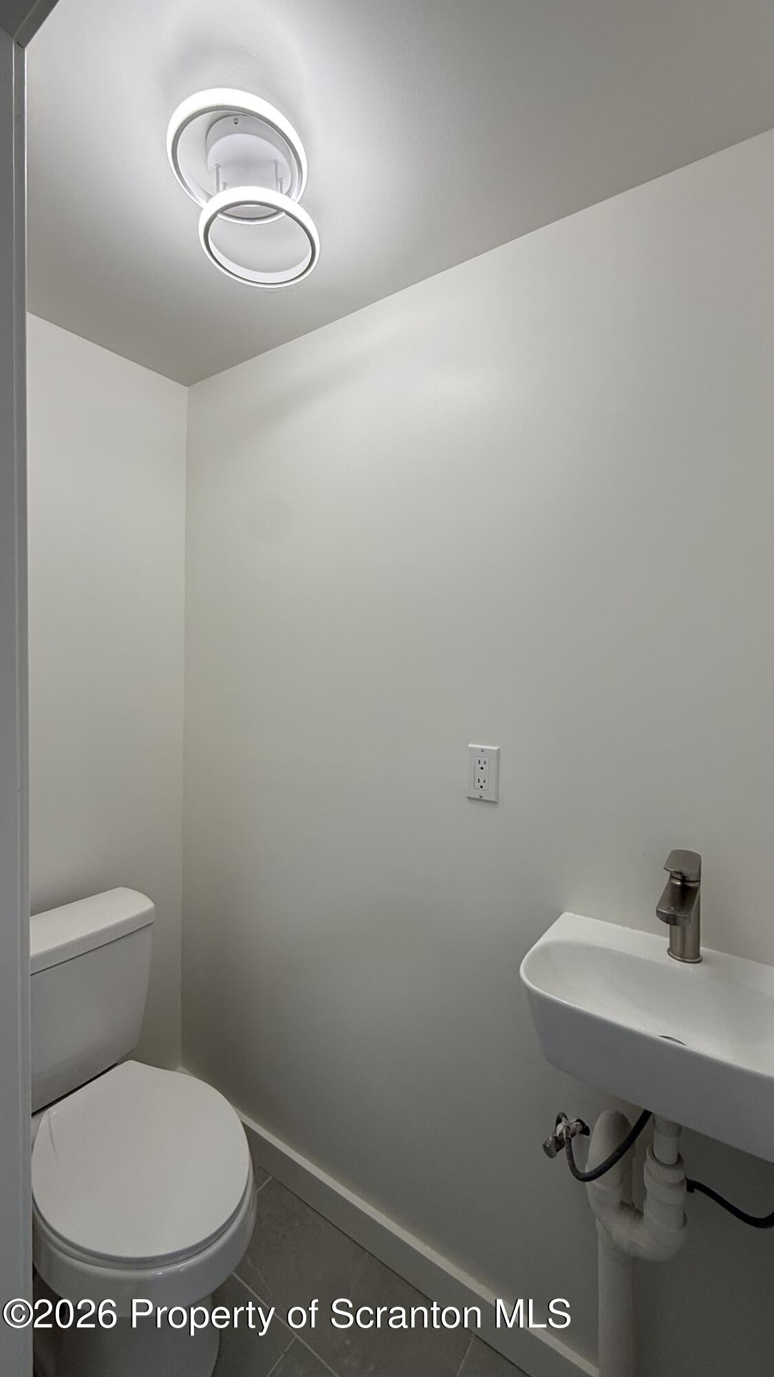 1032 Chestnut Street Sunbury, PA 17801 - Photo 6 of 25 IMG_2550