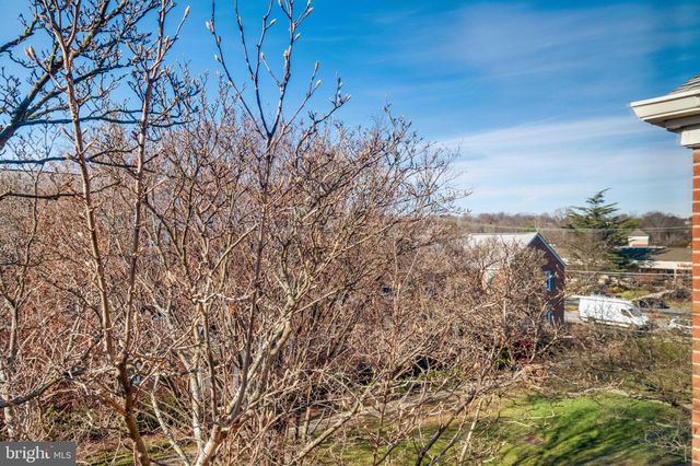 $342,000 | 1503 Belle View Boulevard, Unit C2, Alexandria, VA 22307