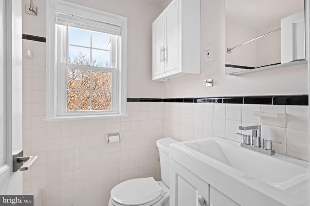 $342,000 | 1503 Belle View Boulevard, Unit C2, Alexandria, VA 22307