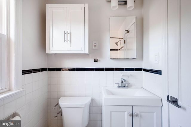 $342,000 | 1503 Belle View Boulevard, Unit C2, Alexandria, VA 22307