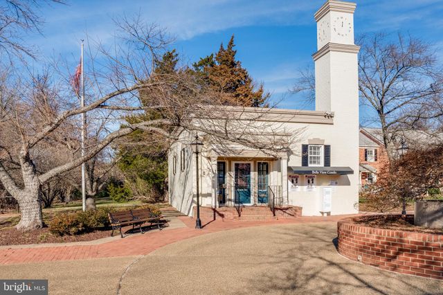 $342,000 | 1503 Belle View Boulevard, Unit C2, Alexandria, VA 22307