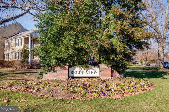 $342,000 | 1503 Belle View Boulevard, Unit C2, Alexandria, VA 22307
