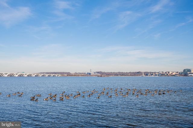 $342,000 | 1503 Belle View Boulevard, Unit C2, Alexandria, VA 22307