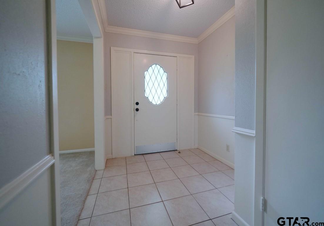 4505 Inverness Drive Tyler, TX 75703 - Photo 5 of 46 an empty room that has a window in it