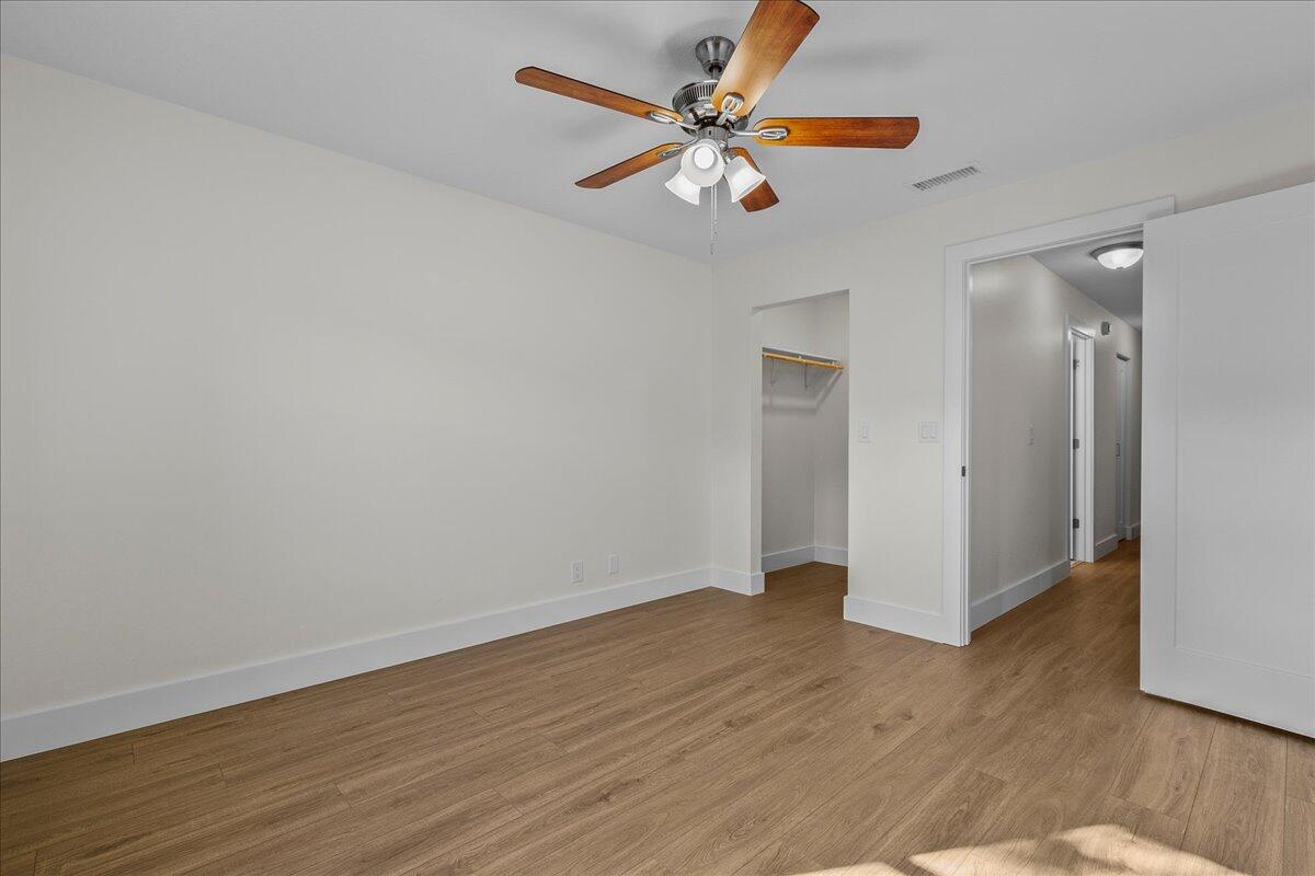 402 Springdale Circle, Unit 40B Palm Springs, FL 33461 - Photo 11 of 29 15-JLC_5223