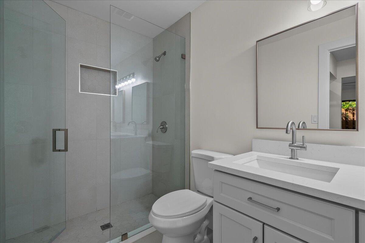 402 Springdale Circle, Unit 40B Palm Springs, FL 33461 - Photo 16 of 29 22-JLC_5278