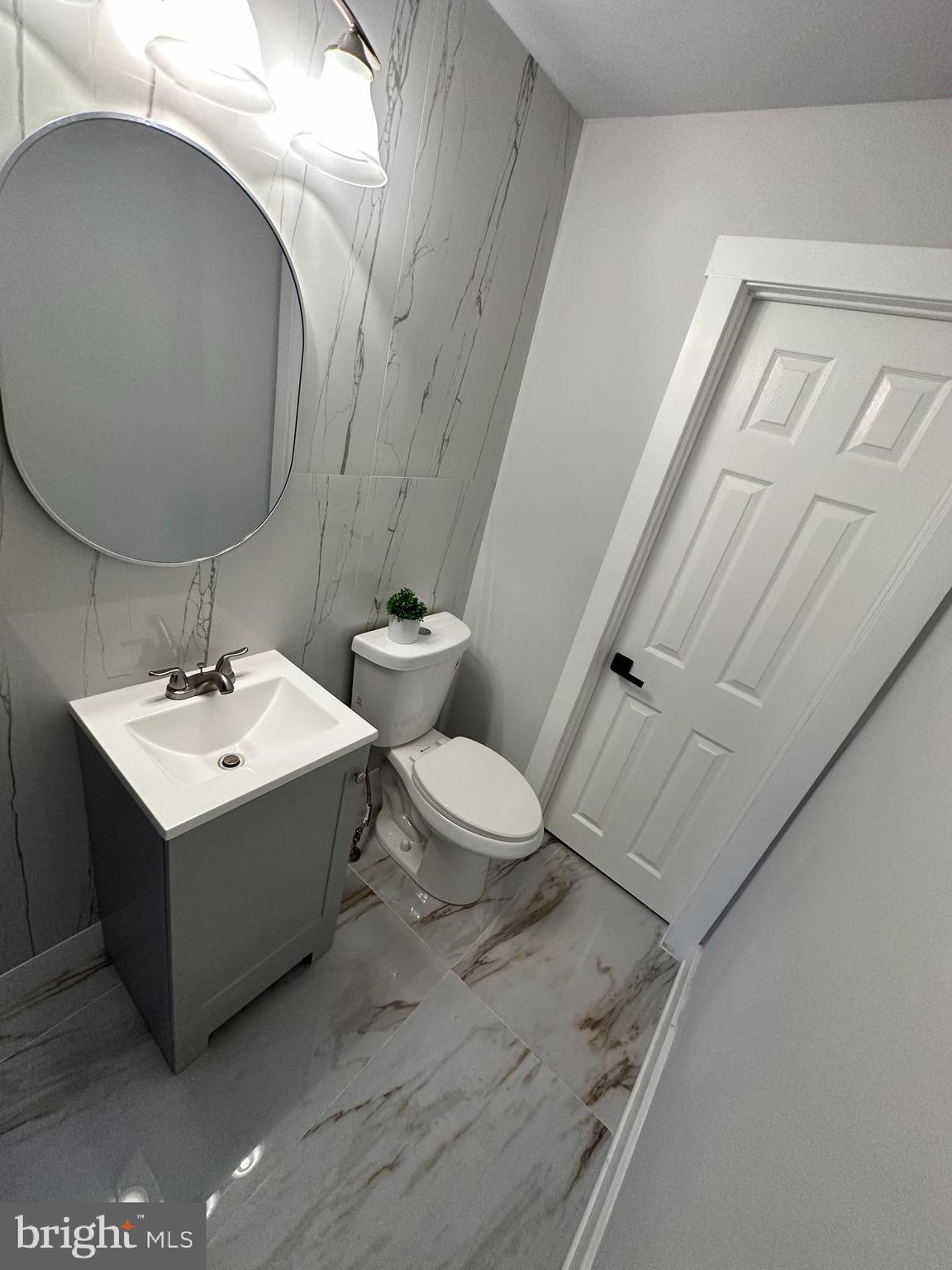 99 Elfreth Road Huntingdon Valley, PA 19006 - Photo 17 of 29 Powder room
