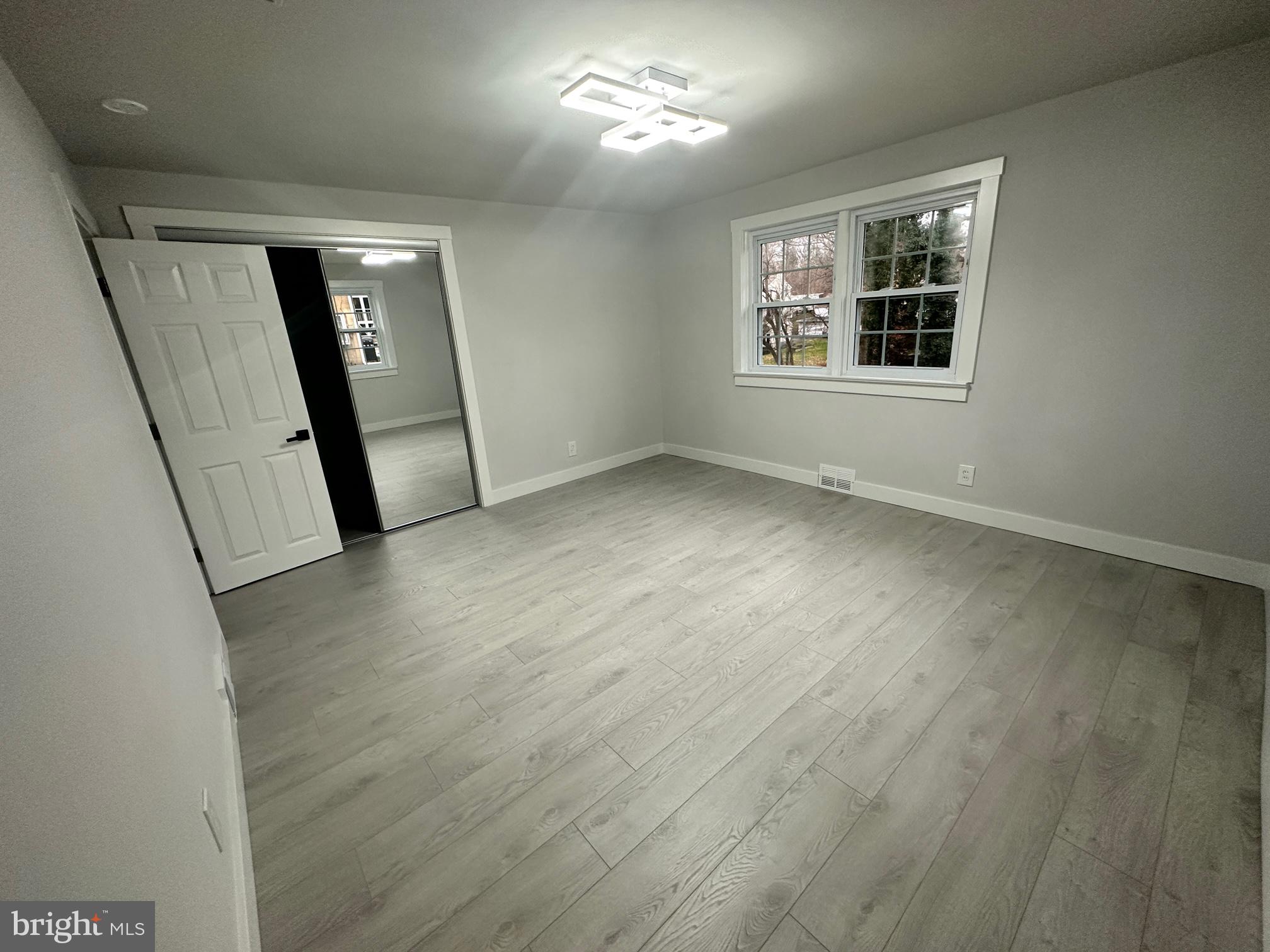 99 Elfreth Road Huntingdon Valley, PA 19006 - Photo 26 of 29 Bedroom 1