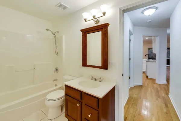 $3,495 | 325 North Water Street, Unit 325, Batavia, IL 60510