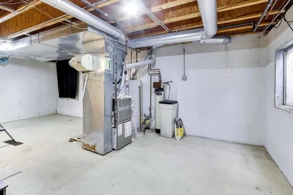 $3,495 | 325 North Water Street, Unit 325, Batavia, IL 60510