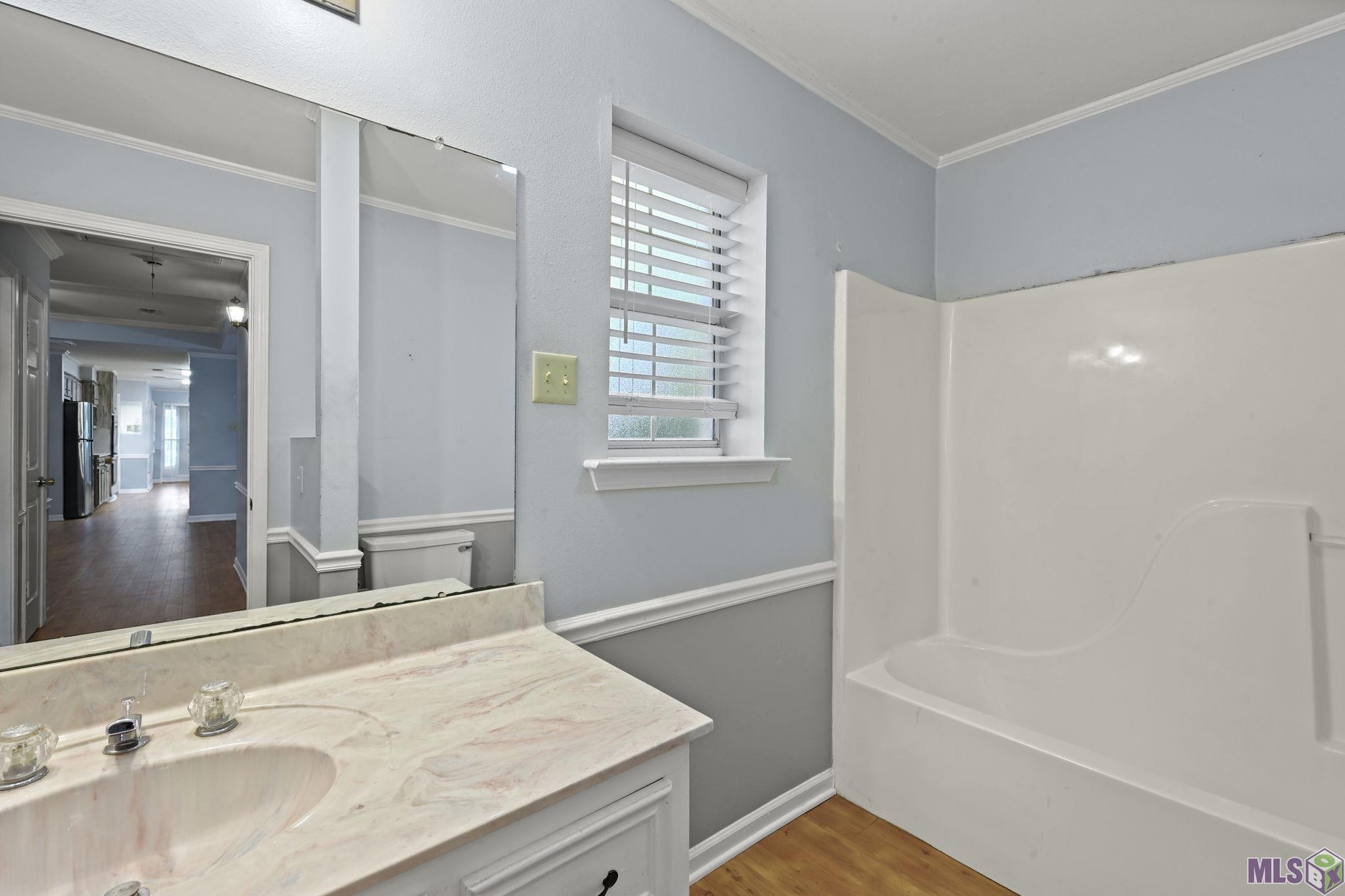 1072 Rollins Road Zachary, LA 70791 - Photo 10 of 18 Bathroom 2