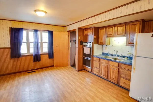 $264,900 | 168 Southeast 450 Avenue, Carrollton, IL 62016