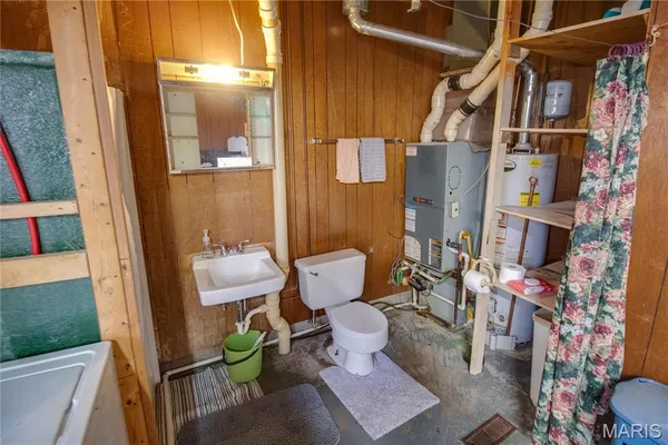 $264,900 | 168 Southeast 450 Avenue, Carrollton, IL 62016