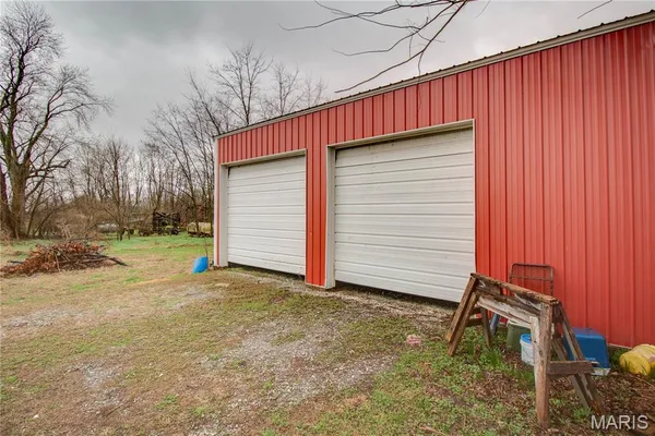 $249,900 | 168 Southeast 450 Avenue, Carrollton, IL 62016