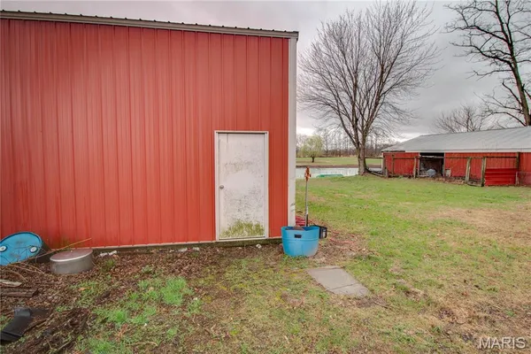 $264,900 | 168 Southeast 450 Avenue, Carrollton, IL 62016