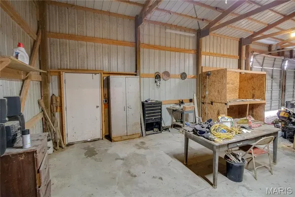 $264,900 | 168 Southeast 450 Avenue, Carrollton, IL 62016
