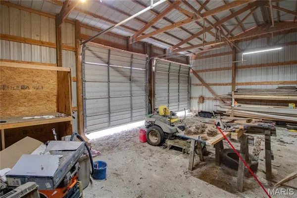 $264,900 | 168 Southeast 450 Avenue, Carrollton, IL 62016