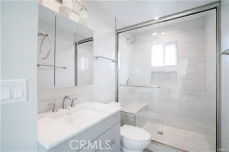 $3,950 | 17021 Burton Street, Lake Balboa, CA 91406