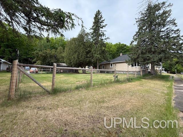 1724 Ridge Street Niagara, WI 54151 - Photo 25 of 29
