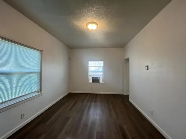 $425,000 | 616 North Echo Avenue, Fresno, CA 93728