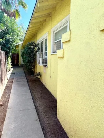$425,000 | 616 North Echo Avenue, Fresno, CA 93728