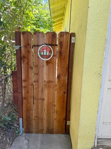 $425,000 | 616 North Echo Avenue, Fresno, CA 93728