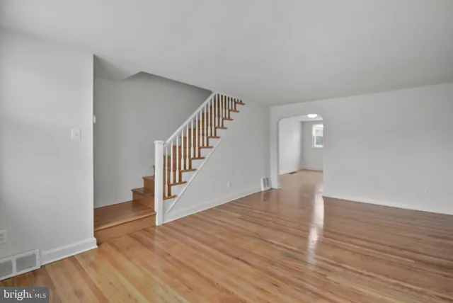 $1,900 | 1051 Oakwood Drive, Glenolden, PA 19036