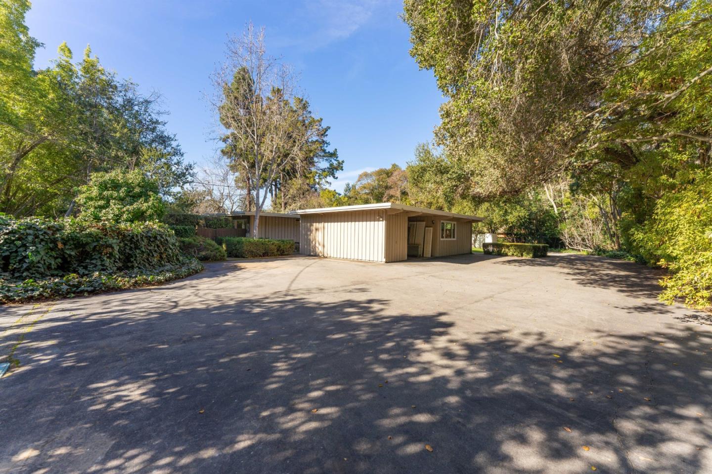 175 Isabella Avenue Atherton, CA 94027 - Photo 33 of 38 a view of outdoor space and yard