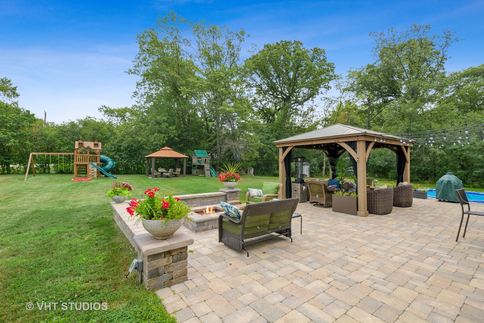 1601 Sunset Ridge Road Northbrook, IL 60062 - Photo 22 of 26