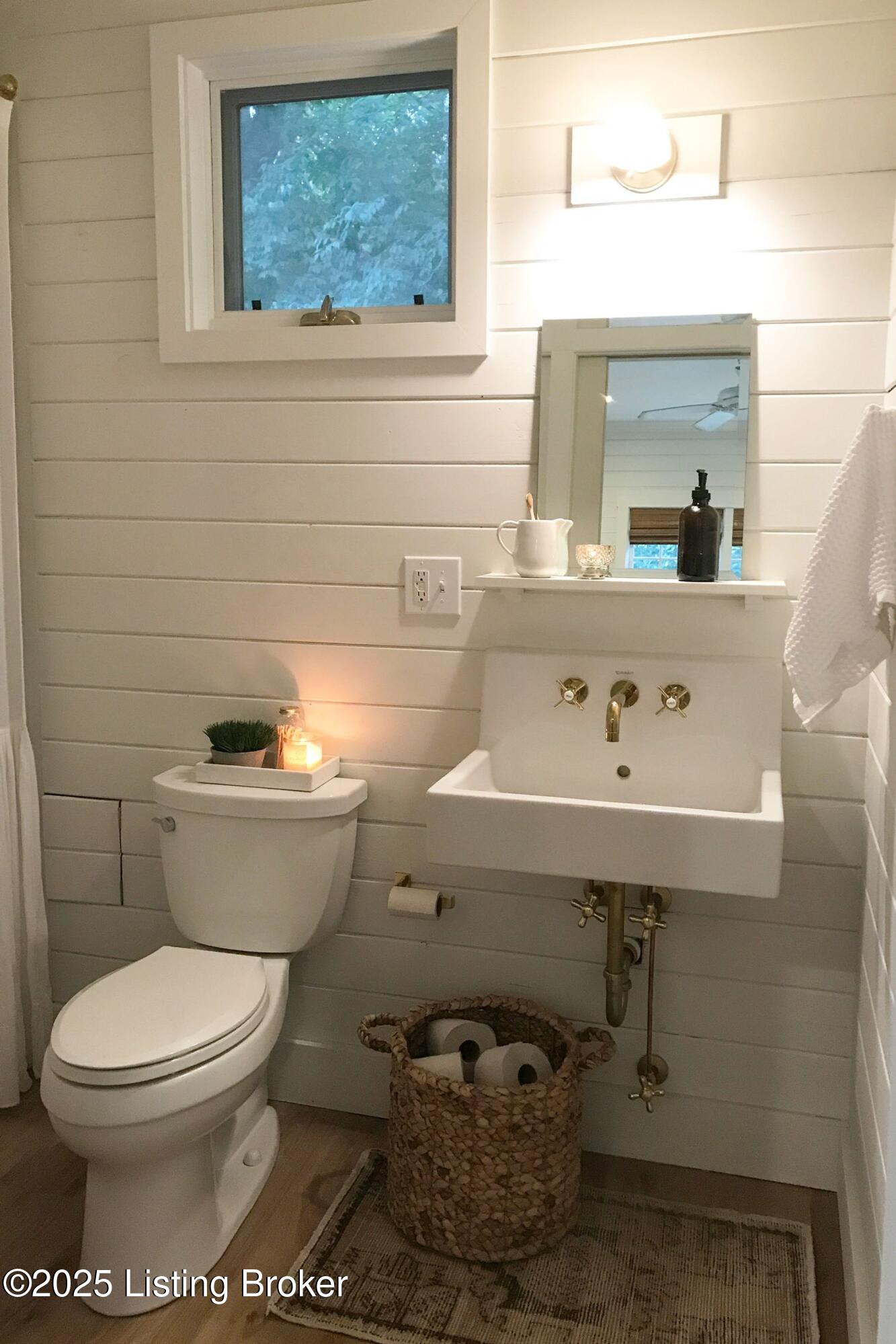 907 Glenbrook Road Anchorage, KY 40223 - Photo 23 of 67 photo_online_023