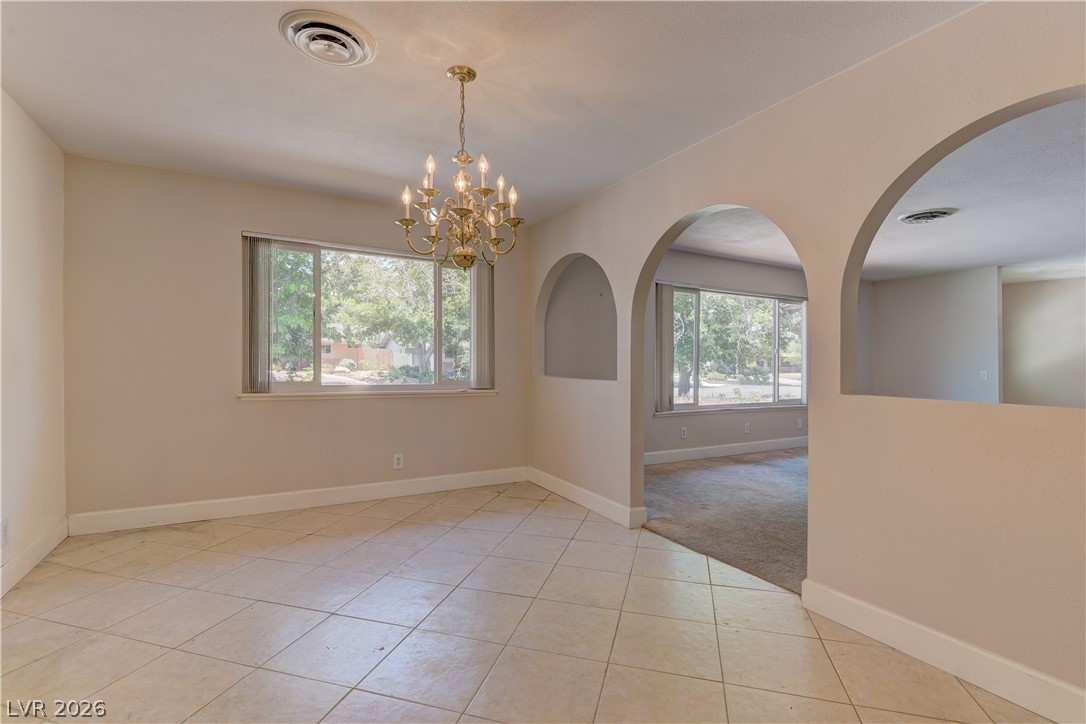 4204 Woodcrest Road Las Vegas, NV 89121 - Photo 6 of 26 Gallery Image 6