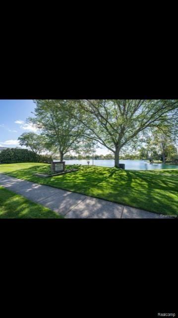 6861 Northpoint Court Troy, MI 48085 - Photo 23 of 28